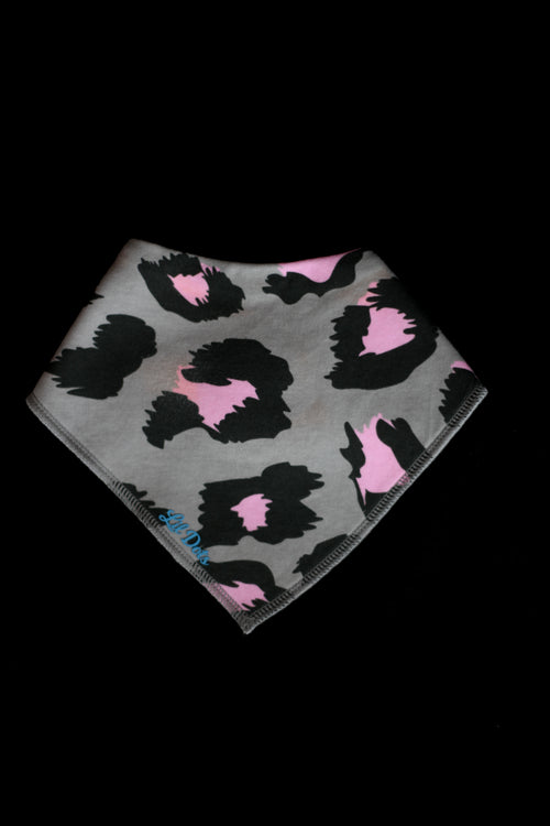 Lil Dots Dribble Bibs - Soft, Stylish & Made for Everyday Messes.
