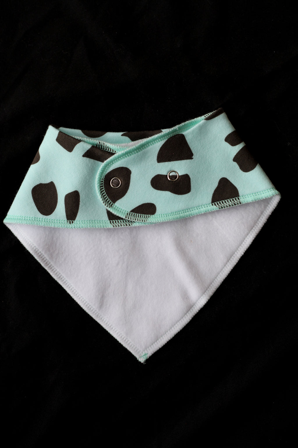 Lil Dots Dribble Bibs - Soft, Stylish & Made for Everyday Messes.